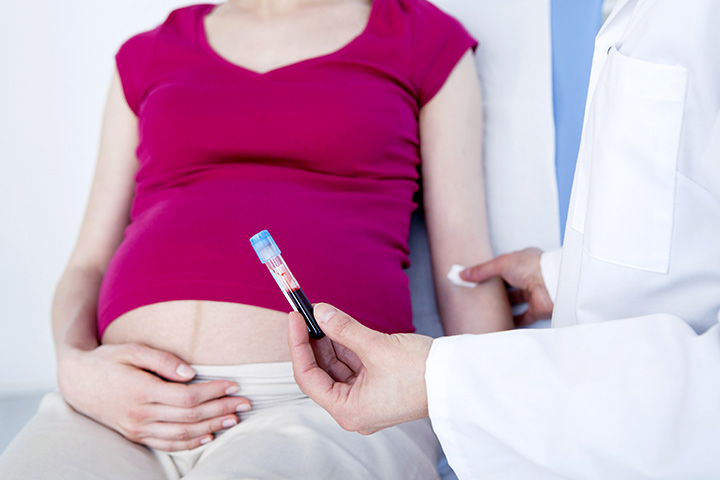 анализы крови во время беременности