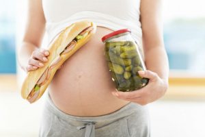 Pregnant-Women-Cravings